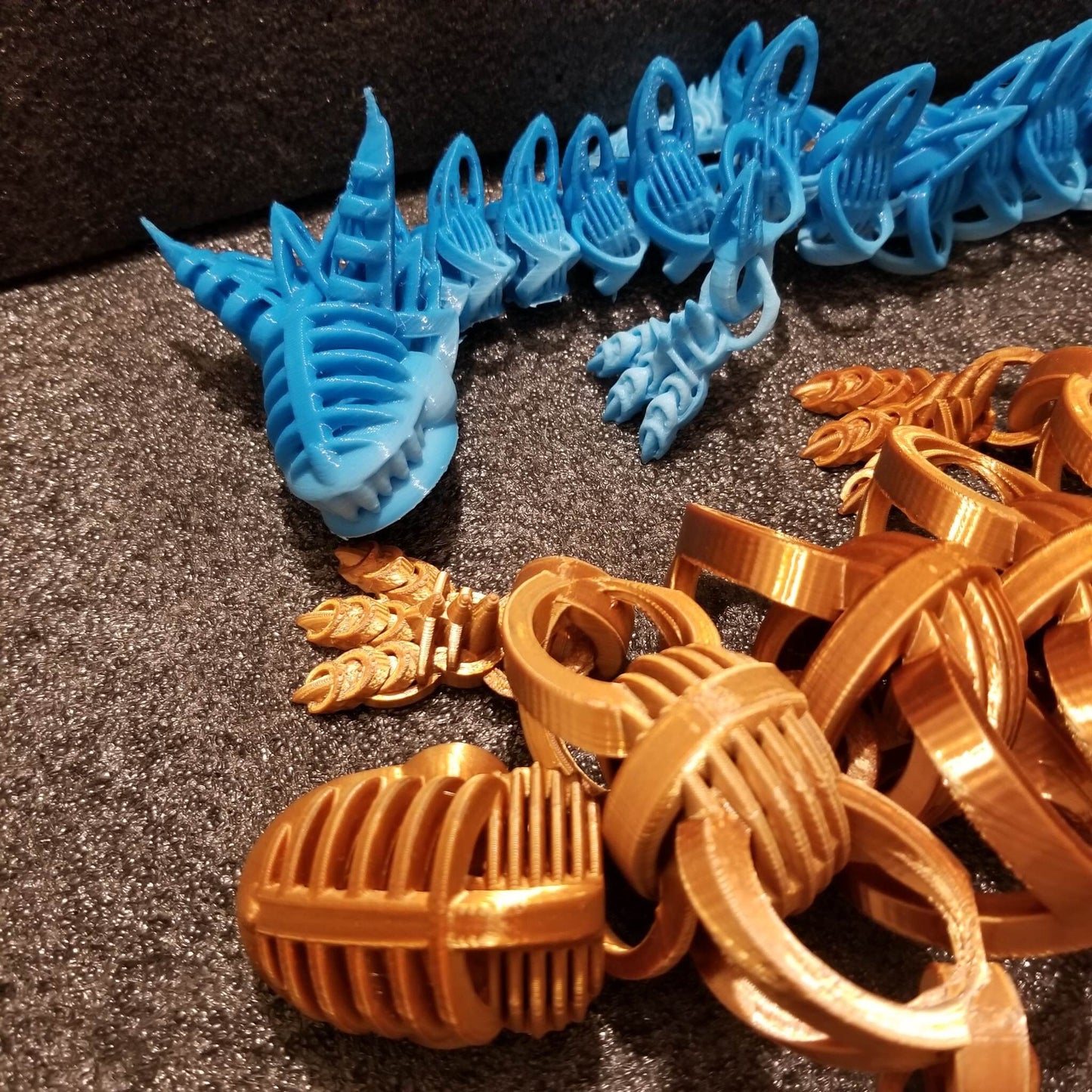Articulated Dragon Fidget Flexi  Horned Rib Dragon designed by Shakaworld3d